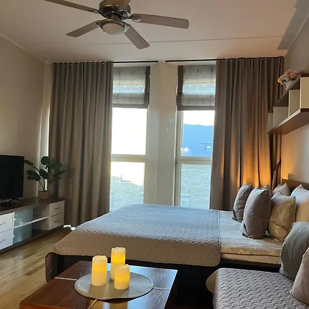 Charming Flat Next To Old Town And Harbor Apartment *